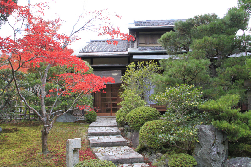 京都嵐山【山崎旅館Kyoto Ryokan Yamazaki】交通篇 京都站觀光案內所 @麻吉小兔。世界行旅